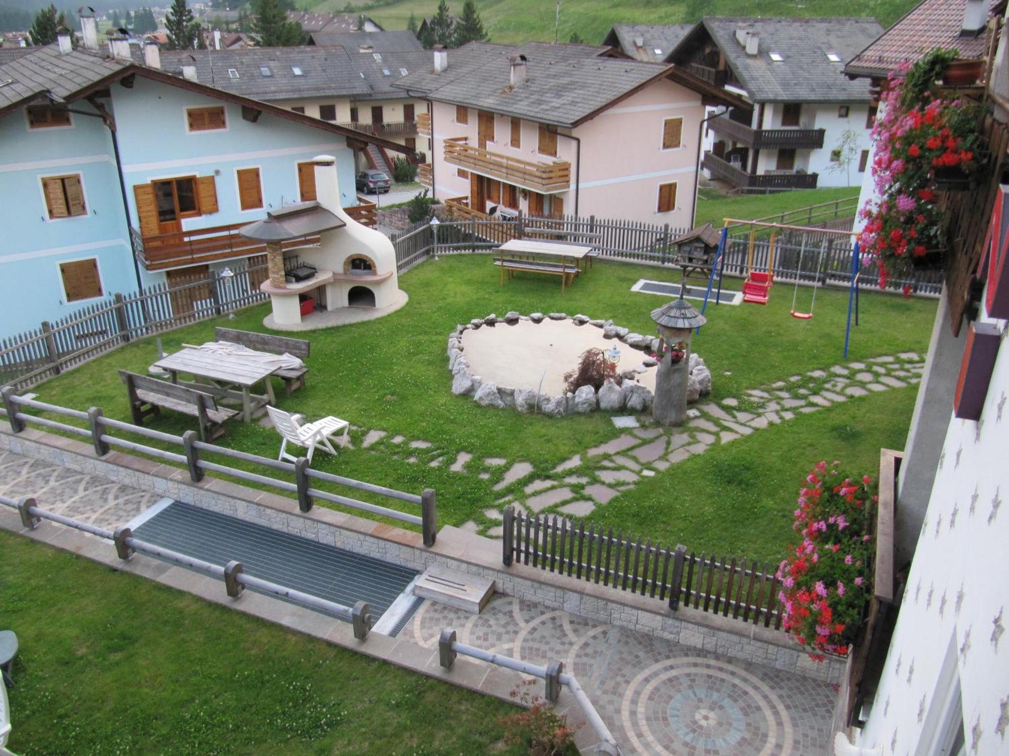مازين Garni Villa Cecilia المظهر الخارجي الصورة